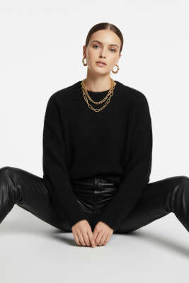 Basic Yumoş Sakallı Kazak Siyah - Thumbnail