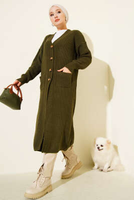 Pazarium - Düğmeli Cepli Uzun Triko Hırka Haki