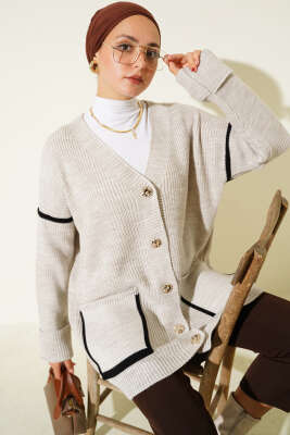 Pazarium - Cepli Gold Düğmeli Triko Hırka Kum Bej