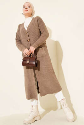 Pazarium - Düğmeli Cepli Uzun Triko Hırka Vizon