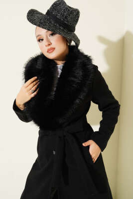 Yaka Kürk Detaylı Kaşe Kaban Siyah - Thumbnail