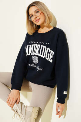 Pazarium - Cambridge Baskılı Sweatshirt Lacivert
