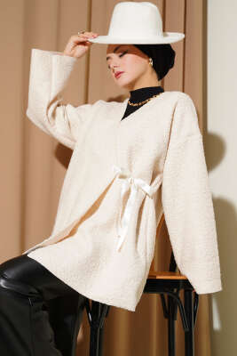 Pazarium - Önü Kurdeleli Buklet Ceket Krem