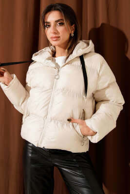 Pazarium - Kapşonlu Kısa Şişme Mont Taş