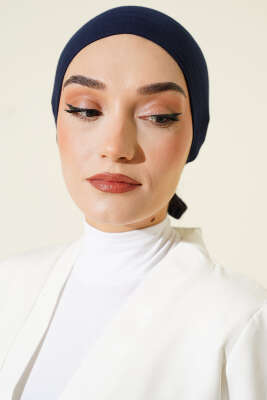 Pazarium - Kaymaz Silikonlu Bağlamalı Bone Lacivert