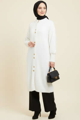 Metal Düğmeli Uzun Sakallı Hırka Beyaz - Thumbnail