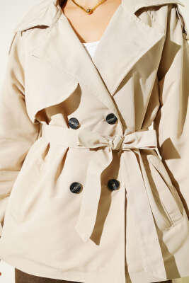 Kruvaze Kemerli Kısa Trençkot Taş - Thumbnail