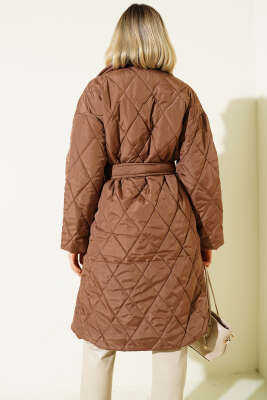 Kruvaze Yaka Kapitone Kuşaklı Mont Kahve - Thumbnail