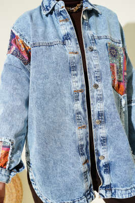 Etnik Desenli Püsküllü Kot Ceket Kot Mavisi - Thumbnail