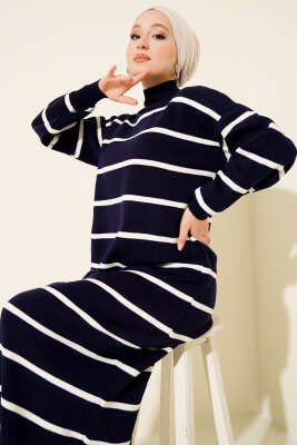 Pazarium - Yatay Çizgili Balıkçı Yaka Triko Elbise Lacivert