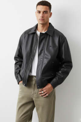 Pazarium - Yaka Yazılı Erkek Deri Ceket Siyah