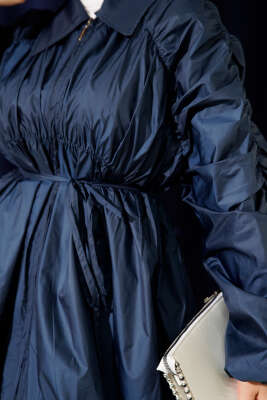 Kol Büzgülü Fermuarlı Trençkot Lacivert - Thumbnail