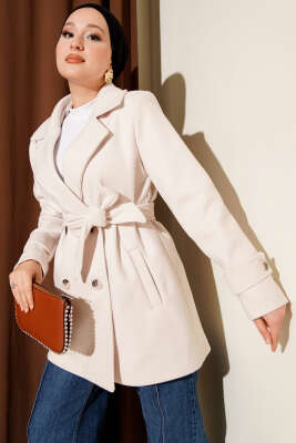Pazarium - Kuşaklı Kruvaze Yaka Kısa Kaşe Kaban Ekru