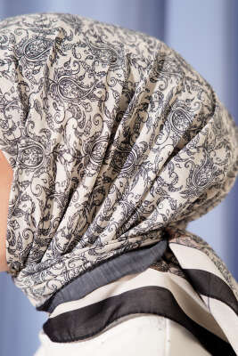 Desenli Siyah Serisi Eşarp Asorti 12 - Thumbnail