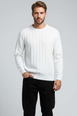 Pazarium - Bisiklet Yaka Çizgi Detaylı Triko Kazak Ekru