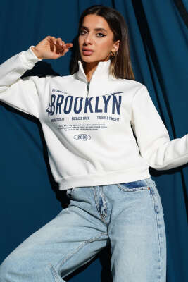 Pazarium - Yarım Fermuarlı Baskılı Üç İplik Sweat Ekru