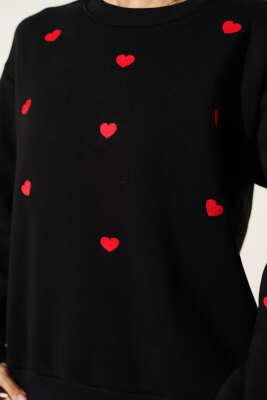 Kalp Nakış Detaylı Sweatshirt Siyah - Thumbnail