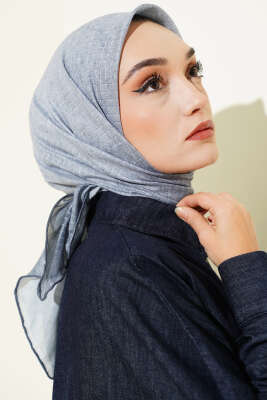 Pazarium - İnce Çizgi Desenli Demore Eşarp Gri