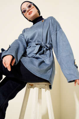 Pazarium - Gold Düğmeli Kuşaklı Süet Ceket Mavi