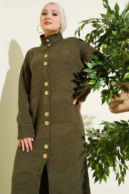 Pazarium - Metal Gold Düğmeli Uzun Triko Hırka Haki