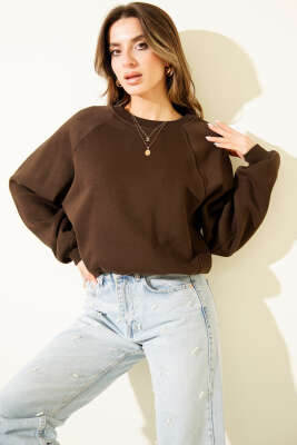 Pazarium - Şardonlu Basic Kısa Sweatshirt Kahve