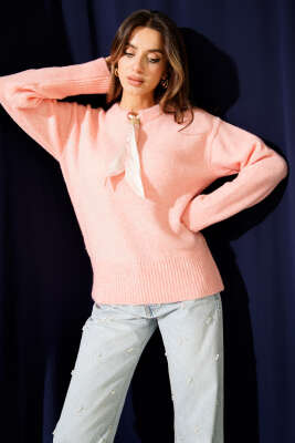 Pazarium - Yaka Fularlı Yumoş Triko Kazak Pudra