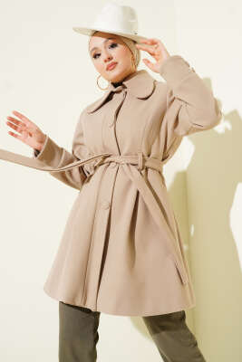 Pazarium - Bebe Yaka Kuşaklı Kaşe Kaban Bej