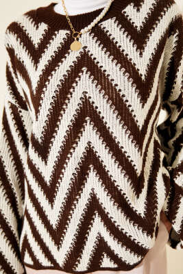 Zikzak Desen Ajurlu Triko Kazak Kahve - Thumbnail