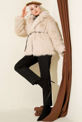 Pazarium - Deri İp Kuşaklı Kürk Mont Bej