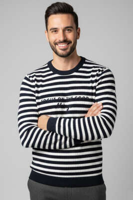 Çizgili Önü Baskılı Erkek Sweatshirt Siyah - Thumbnail