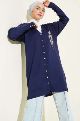 Pazarium - Çiçek Nakışlı Düğmeli Merserize Hırka Lacivert