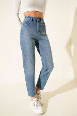 Pazarium - Baklava Taşlı Mom Jeans Pantolon Açık Mavi