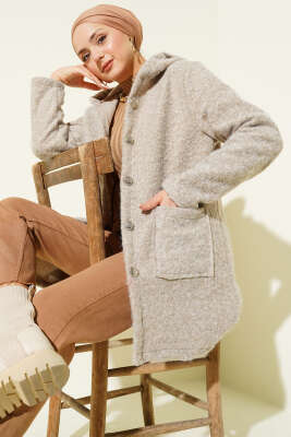 Pazarium - Düğmeli Kapüşonlu Buklet Hırka Bej