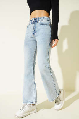 Geniş Paça Yıpratmalı Kot Pantolon Açık Kar - Thumbnail