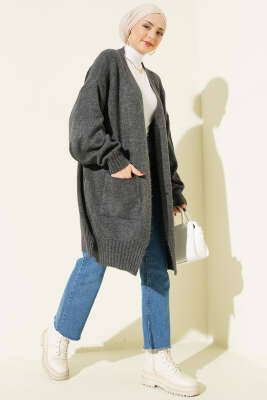 Pazarium - Düşük Omuz Cepli Triko Hırka Füme