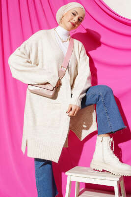 Düşük Omuz Cepli Triko Hırka Bej - Thumbnail