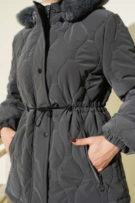 Bel Tünelli Kapüşonlu Kısa Kapitone Mont Füme - Thumbnail