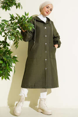 Pazarium - Çıtçıt Düğmeli Kapüşonlu Kapitone Kap Haki