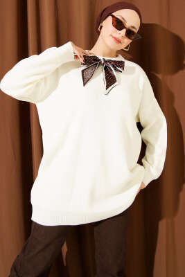 Pazarium - Saten Yaka Fularlı Triko Tunik Ekru