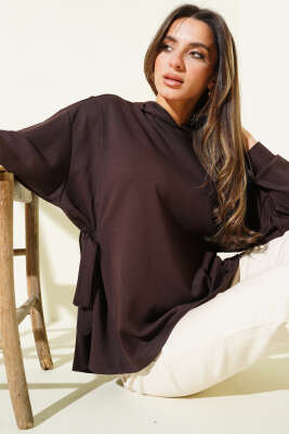 Pazarium - Kapüşonlu Yan Bağlamalı Sweatshirt Kahve