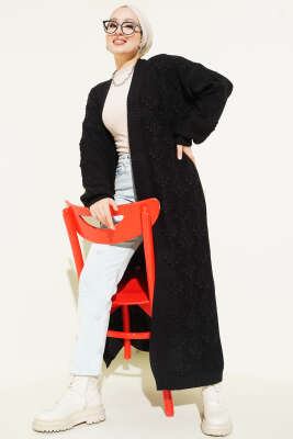 Pazarium - Kiraz Kabartmalı Uzun Triko Hırka Siyah