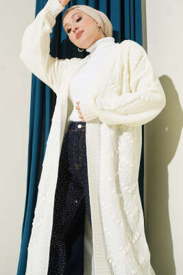 Kiraz Kabartmalı Uzun Triko Hırka Ekru - Thumbnail