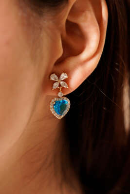 Mavi Taş Kalpli Küpe Gold - Thumbnail