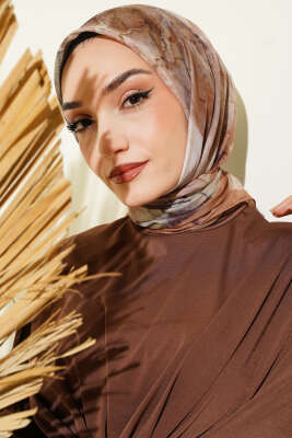 Desenli Dijital Baskılı Eşarp Camel - Thumbnail