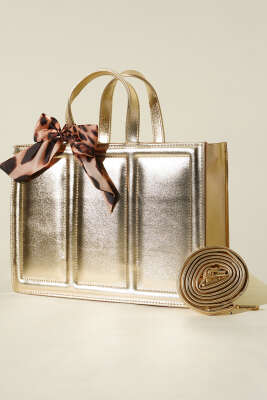 Pazarium - Fularlı Dikdörtgen Çanta Gold