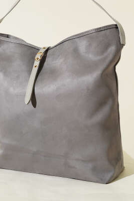 Fermuarlı Süet Kol Çanta Gri - Thumbnail