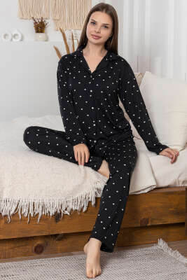 Pazarium - Puantiye Desenli Düğmeli Pijama Takımı Siyah Beyaz