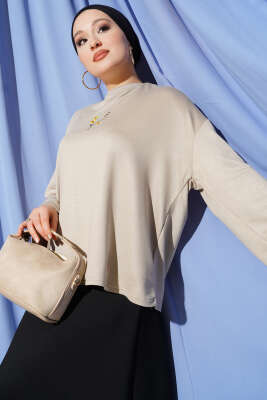 Pazarium - Çiçek İşlemeli Loyşa Bluz Bej