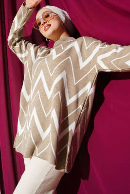 Pazarium - Zikzak Desenli Triko Tunik Bej