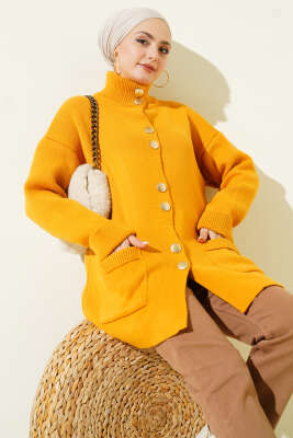Pazarium - Gold Düğmeli Cepli Triko Hırka Hardal